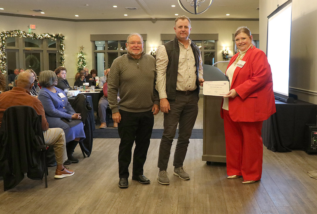 SIWDB Chair Terance Henry honors SIWDB members who have given many years of dedicated service to the board.