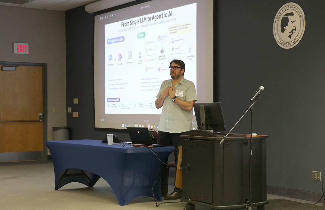 Tobias Merriman, Assistant Director of Center for Virtual Expression, Southern Illinois University Carbondale, presents “Pivot to Artificial Intelligence.”